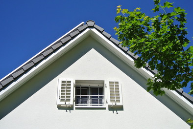 Frontansicht des Daches